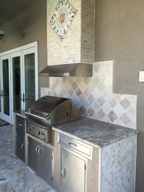 Poolside outdoor kitchen