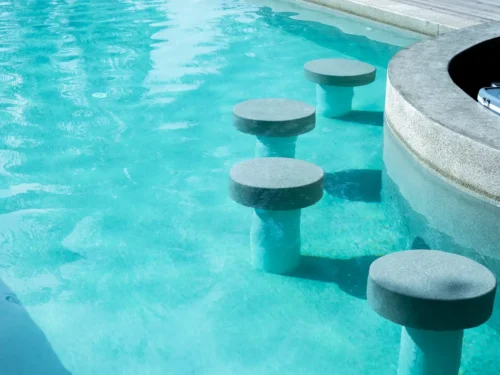 Swim-up bar